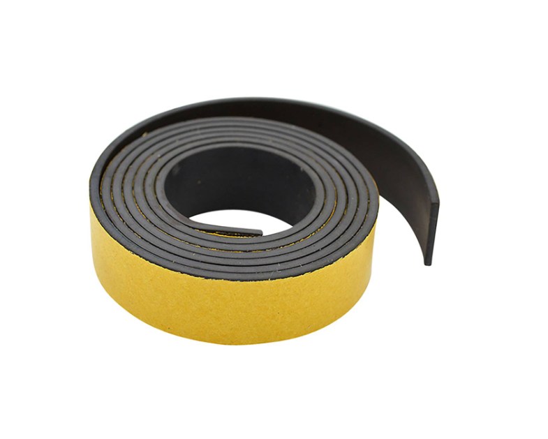 MAGNETIC ADHESIVE 13MMX76CM